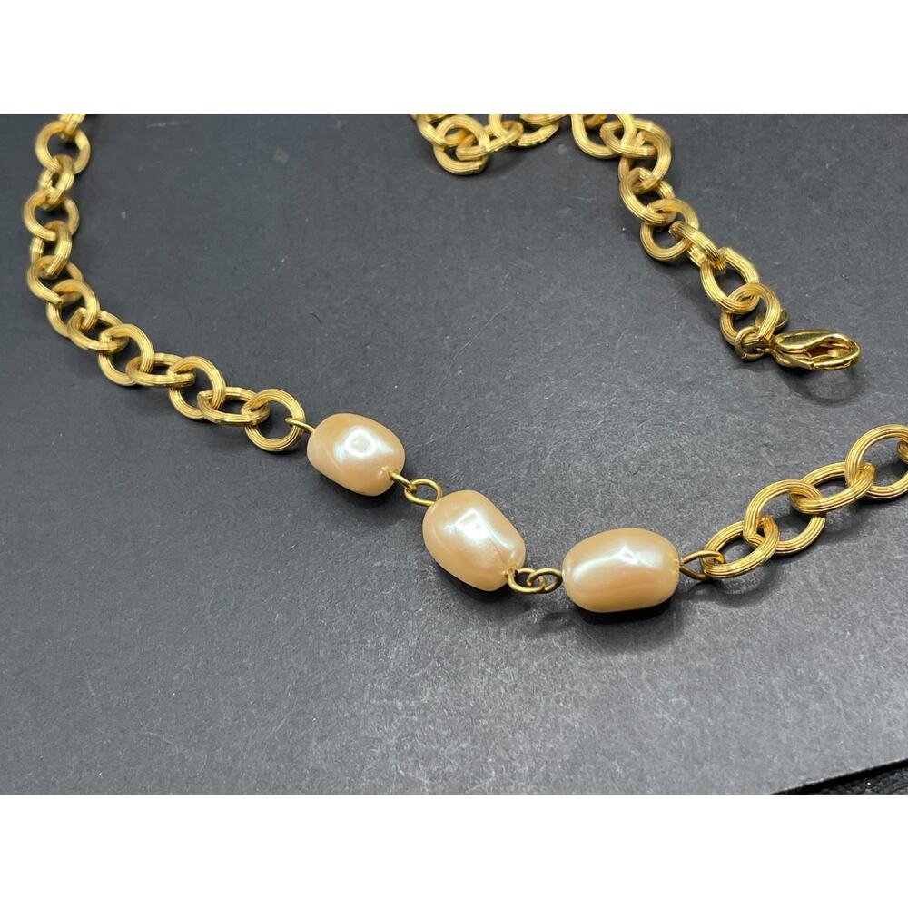 Vintage Monet Signed Gold Tone Faux Pearl Long Runway Statement Necklace - Picture 7 of 9